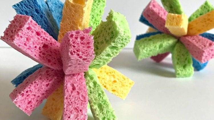 Make These Kids Sponge Balls For Water Play This Summer!