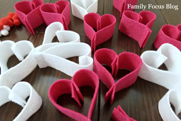 Make Heart Garland