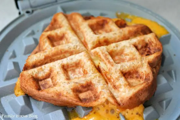 waffle sandwich fun lunch