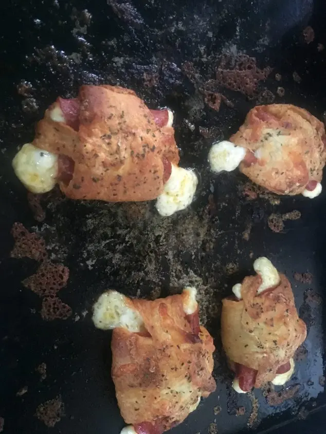 Pepperoni Rolls With Crescent Rolls