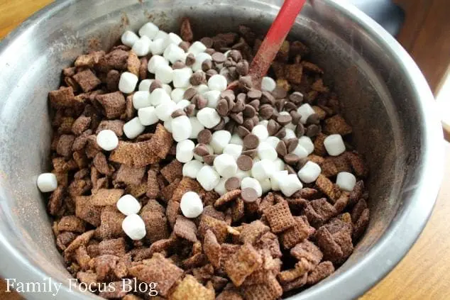 Gluten Free Hot Cocoa Muddy Buddies
