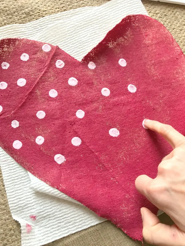 make hanging hearts