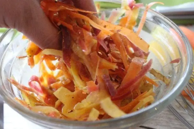 rainbow heirloom carrot salad mix