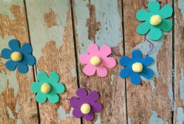 Spring door swag
