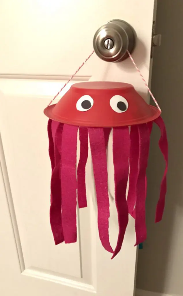 plastic bowl crafts jellyfish