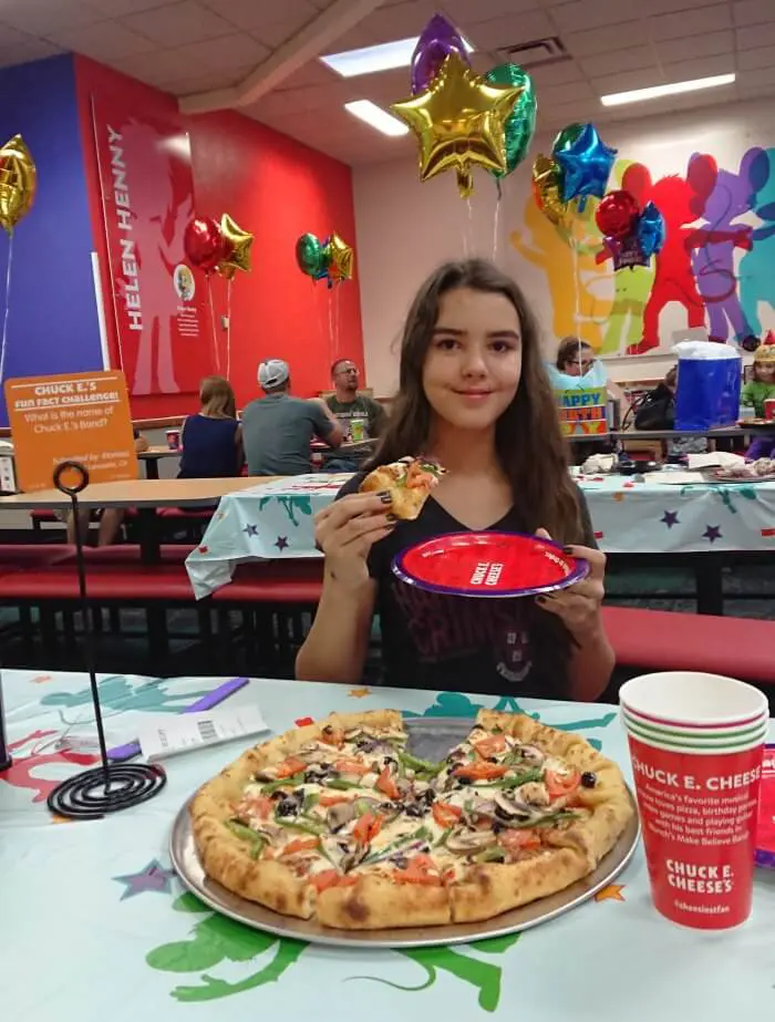 chuck e cheese birthday party