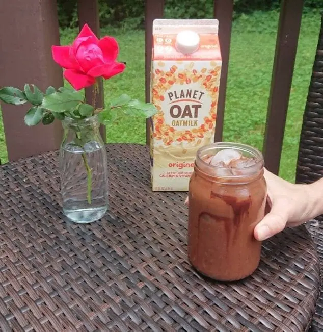 oat milk mocha