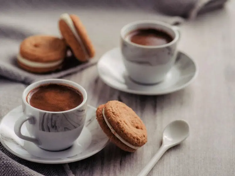 gingerbread sandwich cookie recipe