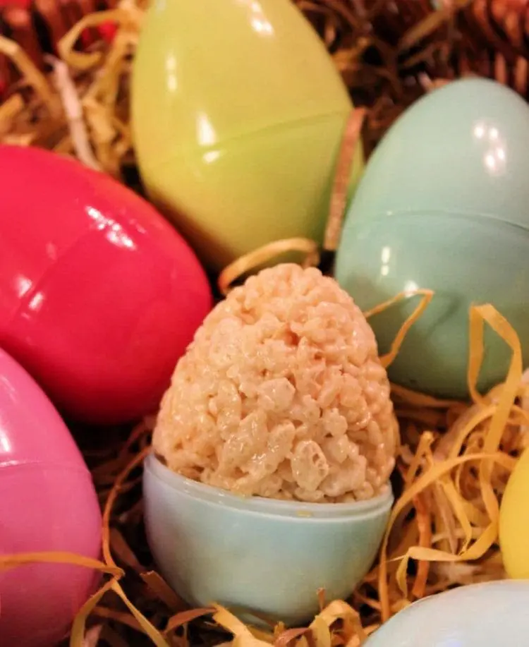 rice krispie treats shaped like easter eggs