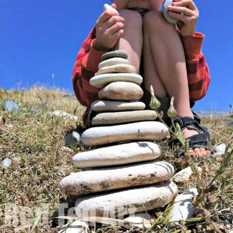 cairn building