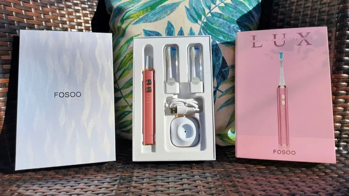 Sonic toothbrush pink