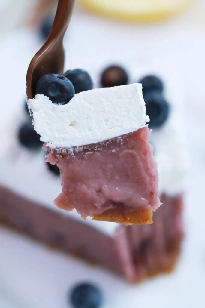 how to serve blueberry cheesecake