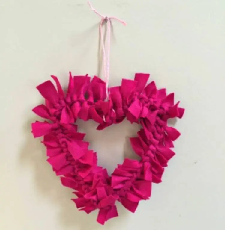 felt valentine hearts