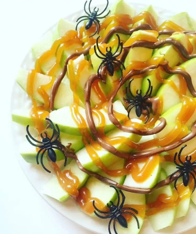 caramel apple slices