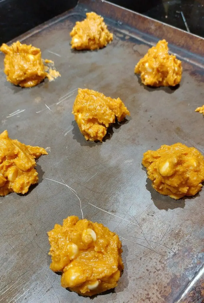 pumpkin cookie batter