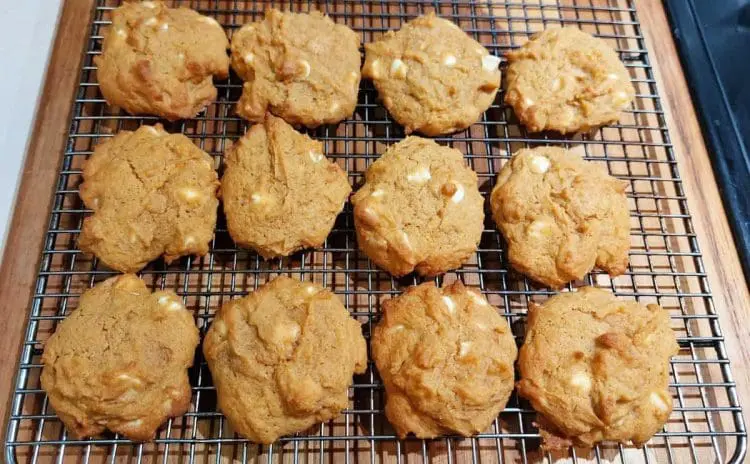 pumpkin white chocolate cookies