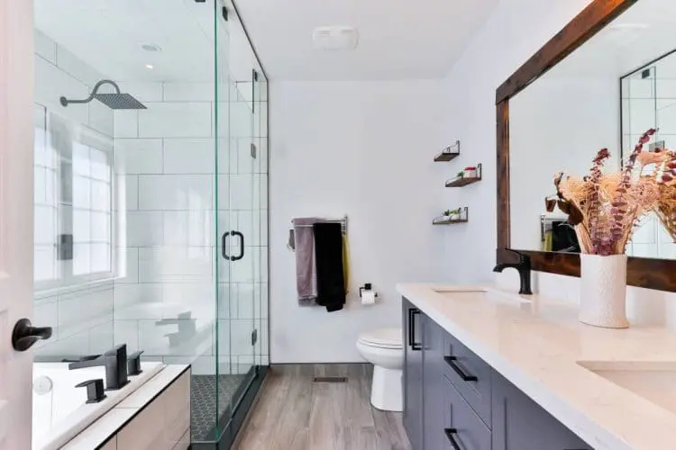 bathroom accessories