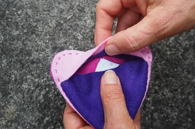 heart pouch