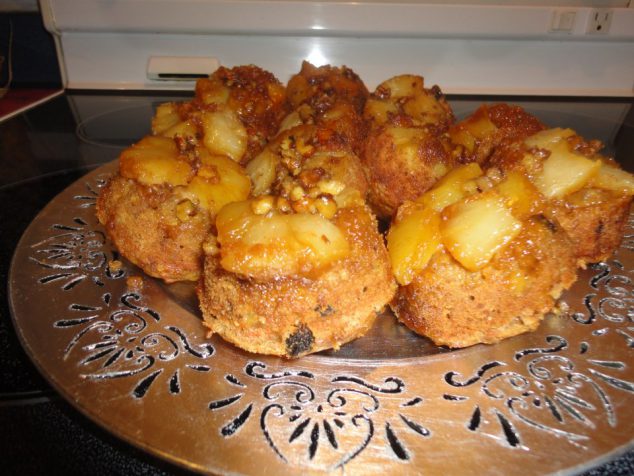 pineapple muffins / Family Focus Blog