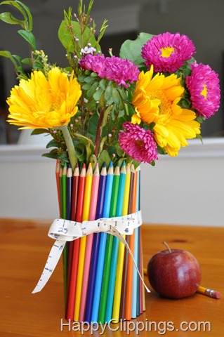 Green DIY teacher gifts- Colored Pencil Vase / Family Focus Blog