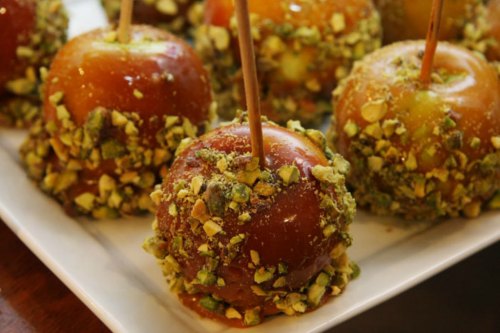 recipe for caramel apples with pumpkin seeds