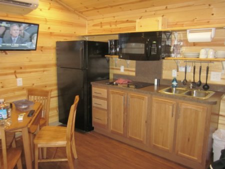 Cherokee KOA deluxe cabin review kitchenette