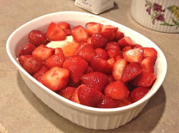 Fraises Romanoff in serving dish