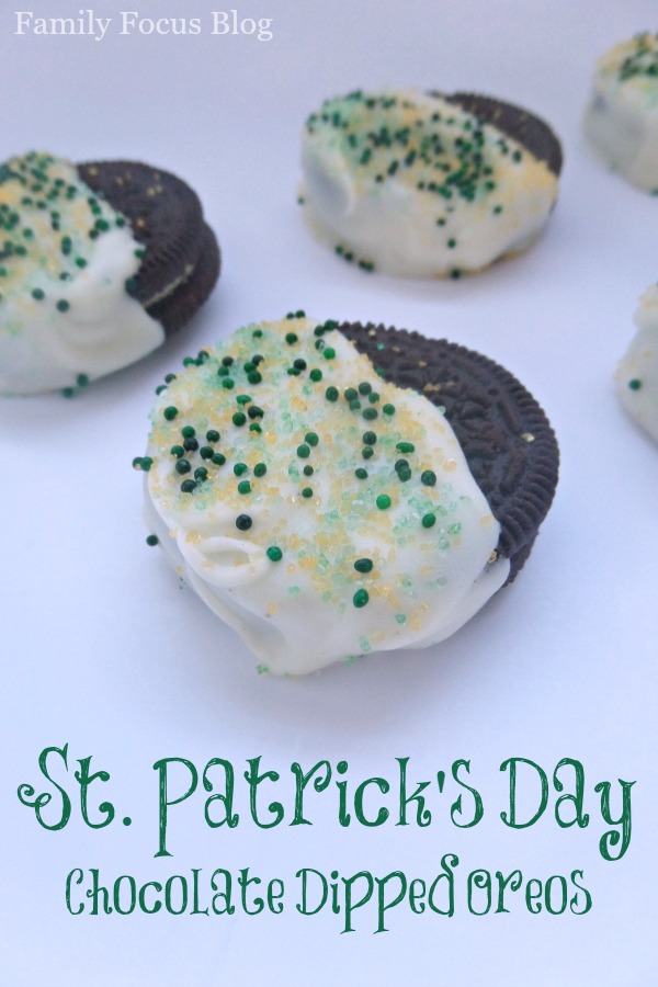 St. Patrick's Day Chocolate Dipped Oreos - Family Focus Blog