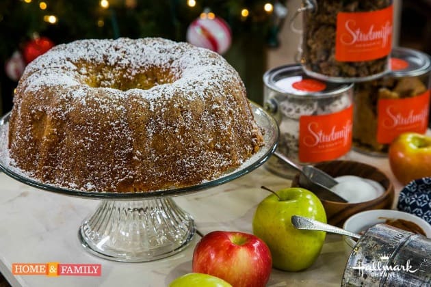 homemade apple cake