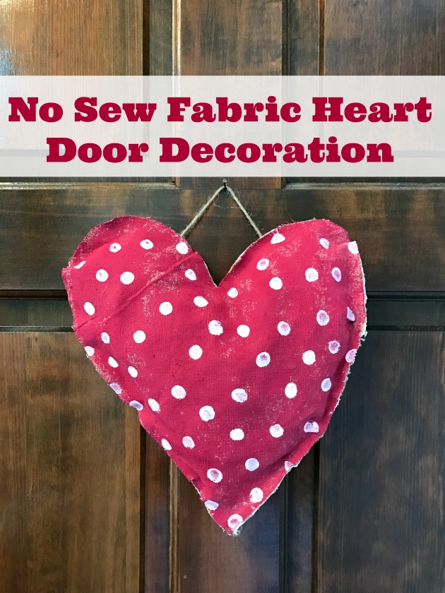 Valentine&rsquo;s Day Door Decoration: Make Hanging Hearts