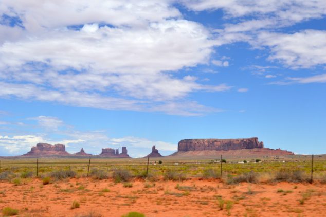 monument valley road trip