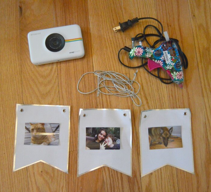 how to display polaroid pictures