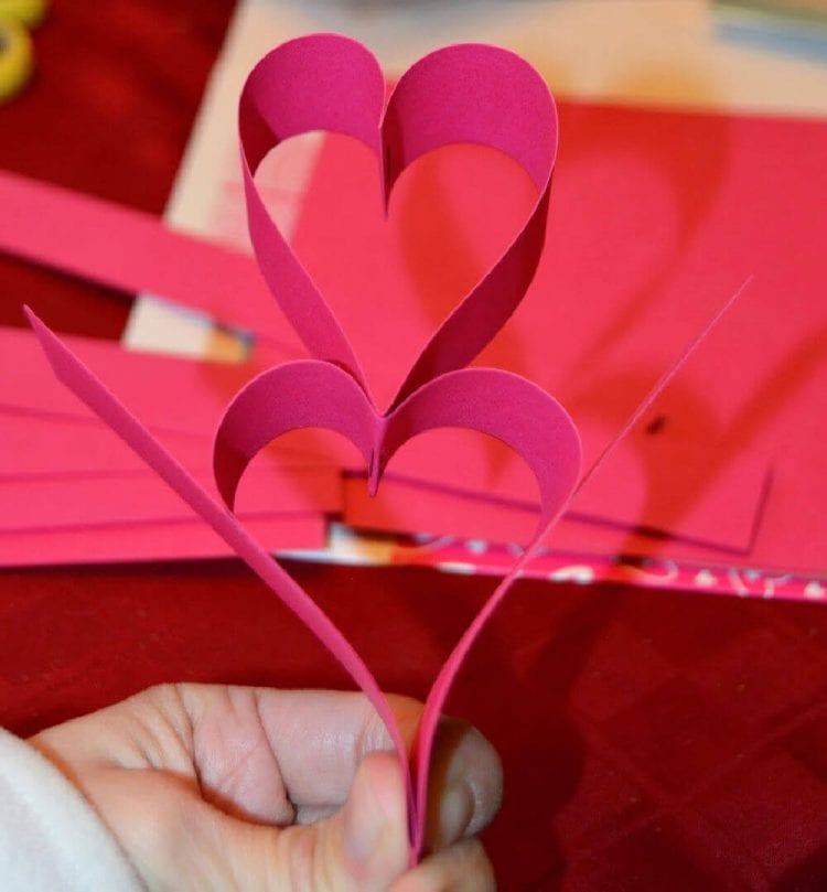 how to make a paper heart chain