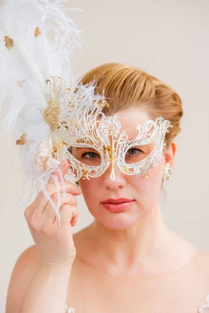 masquerade ball and other new years eve party ideas