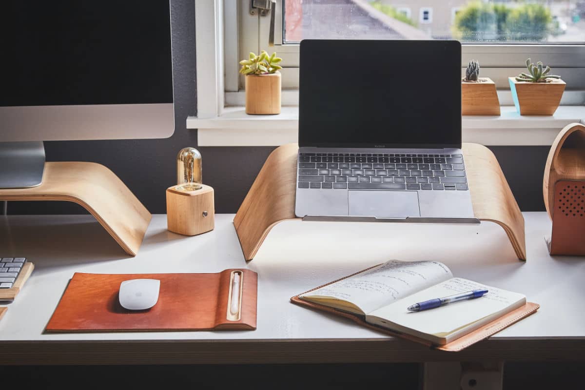 10 Accessories You Will Need For A Perfect Work From Home Setup