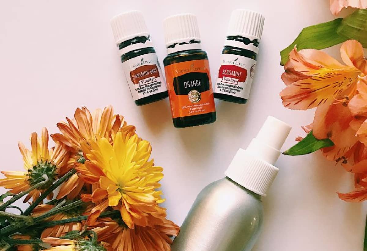 Floral Autumn Diffuser Blends and a DIY Reed Diffuser for Fall