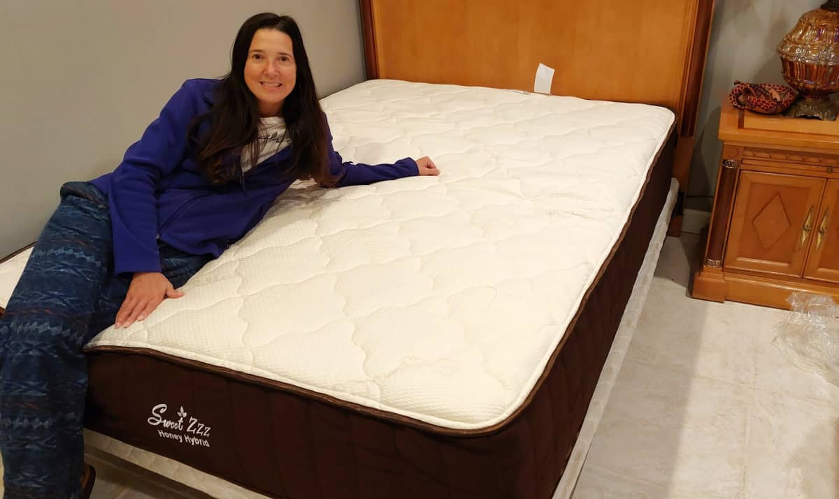 https://familyfocusblog.com/wp-content/uploads/2023/01/sweet-zzz-mattress.jpg